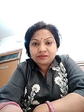 Cute-Janvi20 online show from 17, 4, 2026