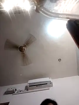 Cute-Janvi20 online show from 18, 4, 2026