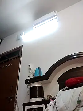 Cute-Janvi20 online show from 19, 4, 2026