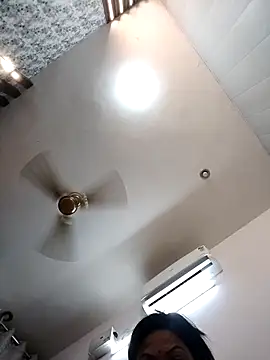 Cute-Janvi20 online show from 18, 3, 2026