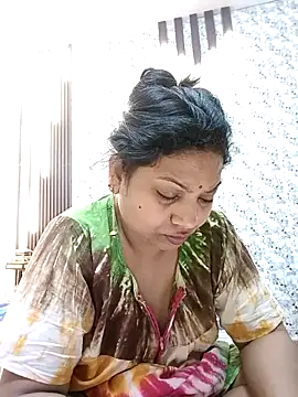 Cute-Janvi20 online show from 16, 3, 2026