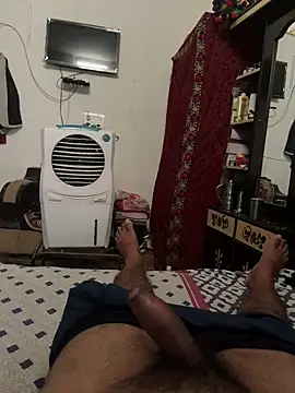 jucydick010887 online show from 22, 4, 2026