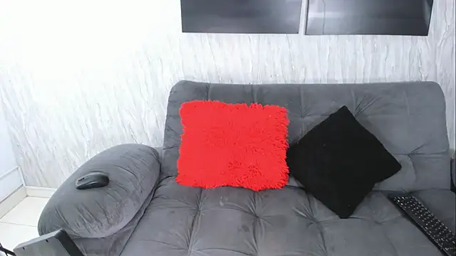 Nini Beyker online show from 23, 11, 2025