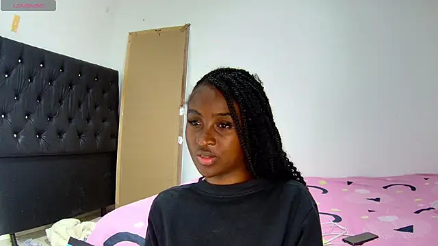 shantall ebony1 online show from 25, 10, 2025