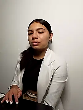 Emiily bliss online show from 24, 9, 2025