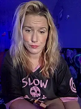 Snapshot of RhondaRump chatting on 6, 6, 2026 RhondaRump online show from 6, 6, 2026