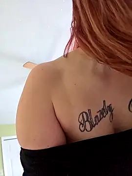 RhondaRump online show from 4, 2, 2026