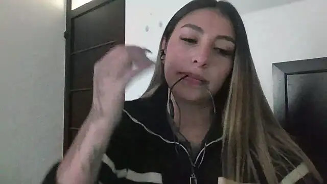 AriaBliss- online show from 17, 6, 2026