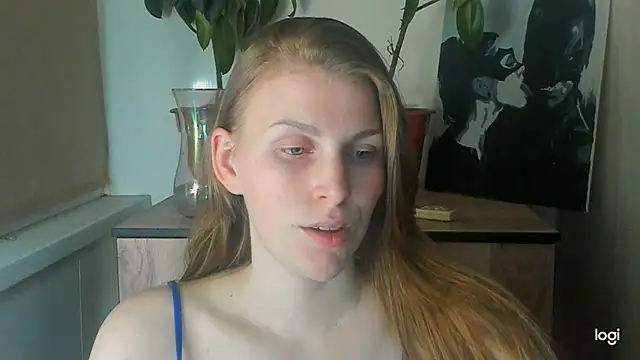Snapshot of JuliaMuuun chatting on 20, 5, 2026 JuliaMuuun online show from 20, 5, 2026