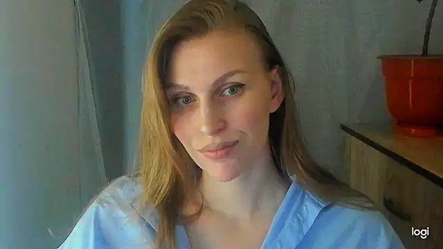 Snapshot of JuliaMuuun chatting on 1, 6, 2026 JuliaMuuun online show from 1, 6, 2026