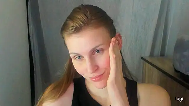Snapshot of JuliaMuuun chatting on 25, 6, 2026 JuliaMuuun online show from 25, 6, 2026