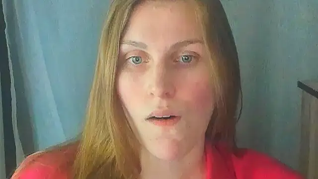 Snapshot of JuliaMuuun chatting on 10, 6, 2026 JuliaMuuun online show from 10, 6, 2026