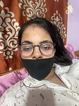Snapshot of Sandhya_77 chatting on 25, 4, 2026 Sandhya 77 online show from 25, 4, 2026