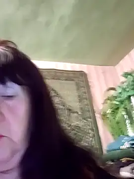 CrystalLime6411 online show from 6, 1, 2026