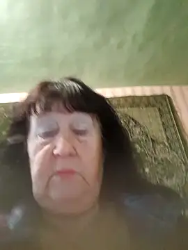 CrystalLime6411 online show from 25, 10, 2025