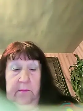 CrystalLime6411 online show from 25, 4, 2026