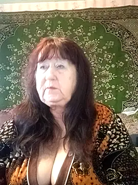 CrystalLime6411 online show from 4, 3, 2026