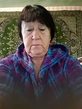 CrystalLime6411 online show from 25, 9, 2025