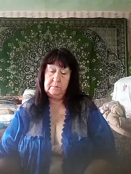 CrystalLime6411 online show from 30, 10, 2025