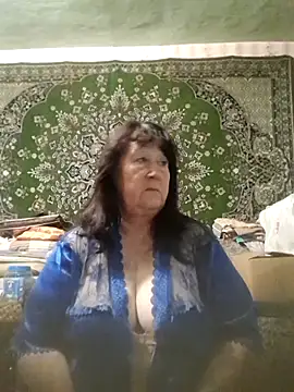 CrystalLime6411 online show from 18, 11, 2025