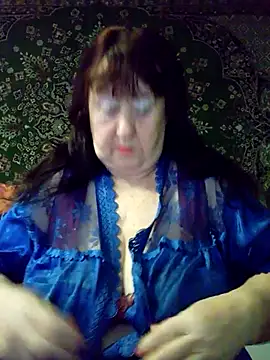 CrystalLime6411 online show from 5, 2, 2026