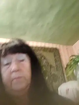 CrystalLime6411 online show from 2, 11, 2025