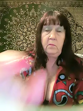 CrystalLime6411 online show from 19, 4, 2026