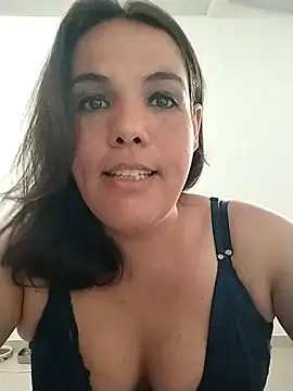 Bellapotencia1985 online show from 29, 11, 2025