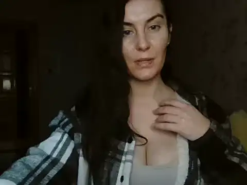 Snapshot of KatalinaQE chatting on 21, 10, 2025 KatalinaQE online show from 21, 10, 2025