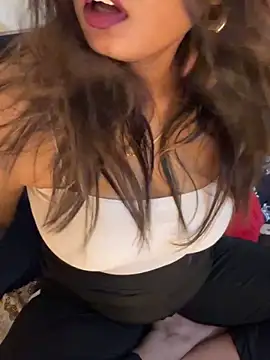 Snapshot of sexy-sukriti chatting on 23, 3, 2026 sexy-sukriti online show from 23, 3, 2026