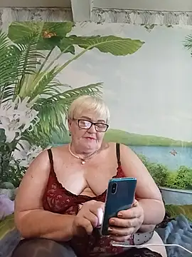 VioletSweet5566 online show from 30, 6, 2026