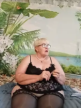 VioletSweet5566 online show from 12, 7, 2026