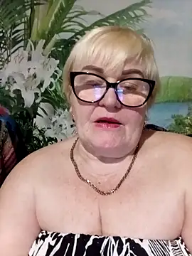 VioletSweet5566 online show from 19, 4, 2026