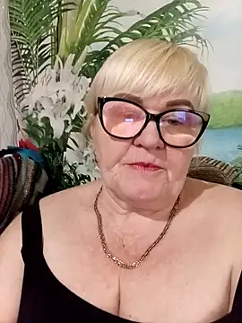 VioletSweet5566 online show from 22, 4, 2026