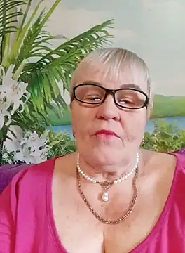 VioletSweet5566 online show from 10, 10, 2025