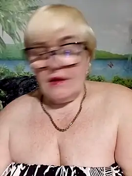 VioletSweet5566 online show from 19, 4, 2026