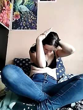 Snapshot of HardCouple33 chatting on 17, 6, 2026 HardCouple33 online show from 17, 6, 2026
