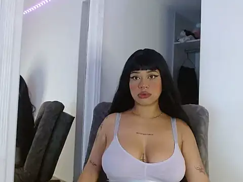 reina reina online show from 28, 10, 2025