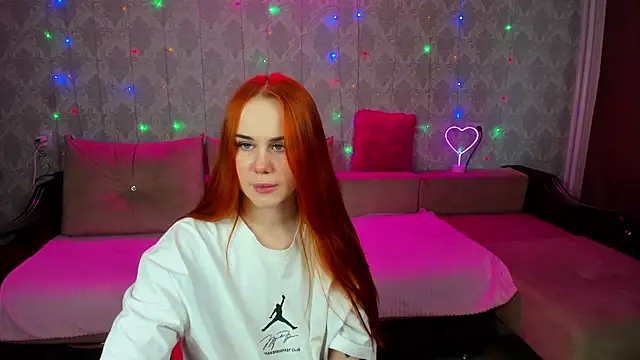 Snapshot of Molly_Kitty chatting on 29, 9, 2025 Molly Kitty online show from 29, 9, 2025