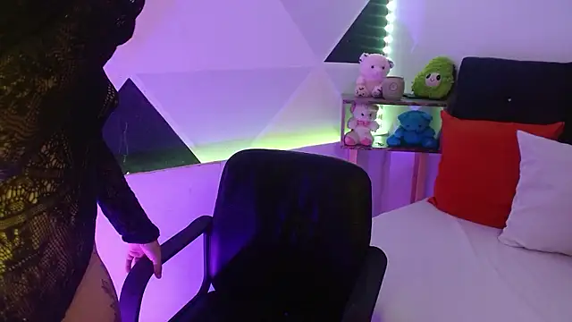 SamantaSweett  online show from 8, 1, 2026