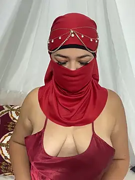 Amyraa  online show from 19, 9, 2025