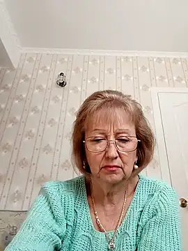 AlikaSwan5821 online show from 21, 10, 2025