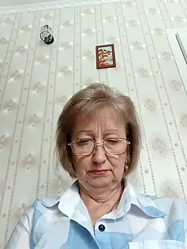 AlikaSwan5821 online show from 18, 10, 2025