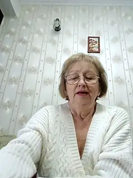 AlikaSwan5821 online show from 13, 11, 2025