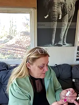 Snapshot of Misspapillon1840 chatting on 26, 11, 2025 Misspapillon1840 online show from 26, 11, 2025