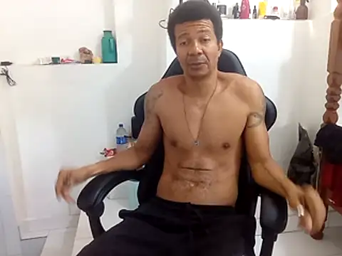 moreno25centimetro online show from 15, 10, 2025