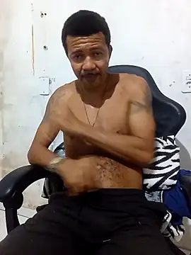 Snapshot of moreno25centimetro chatting on 25, 4, 2026 moreno25centimetro online show from 25, 4, 2026