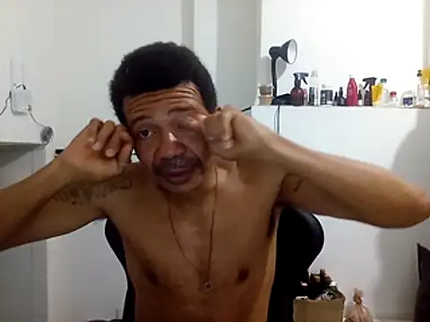 moreno25centimetro online show from 7, 10, 2025