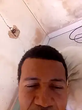 moreno25centimetro online show from 18, 4, 2026