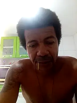 moreno25centimetro online show from 19, 12, 2025